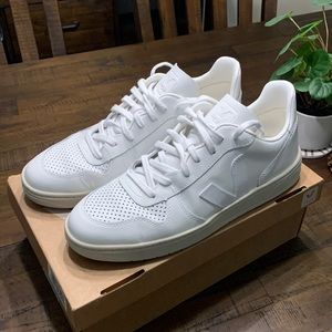 Veja V-10 Leather Sneakers - Extra White